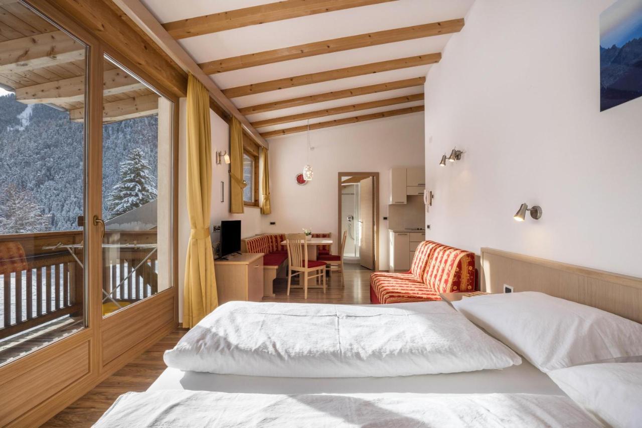Runcac Apt Gomina San Vigilio Extérieur photo